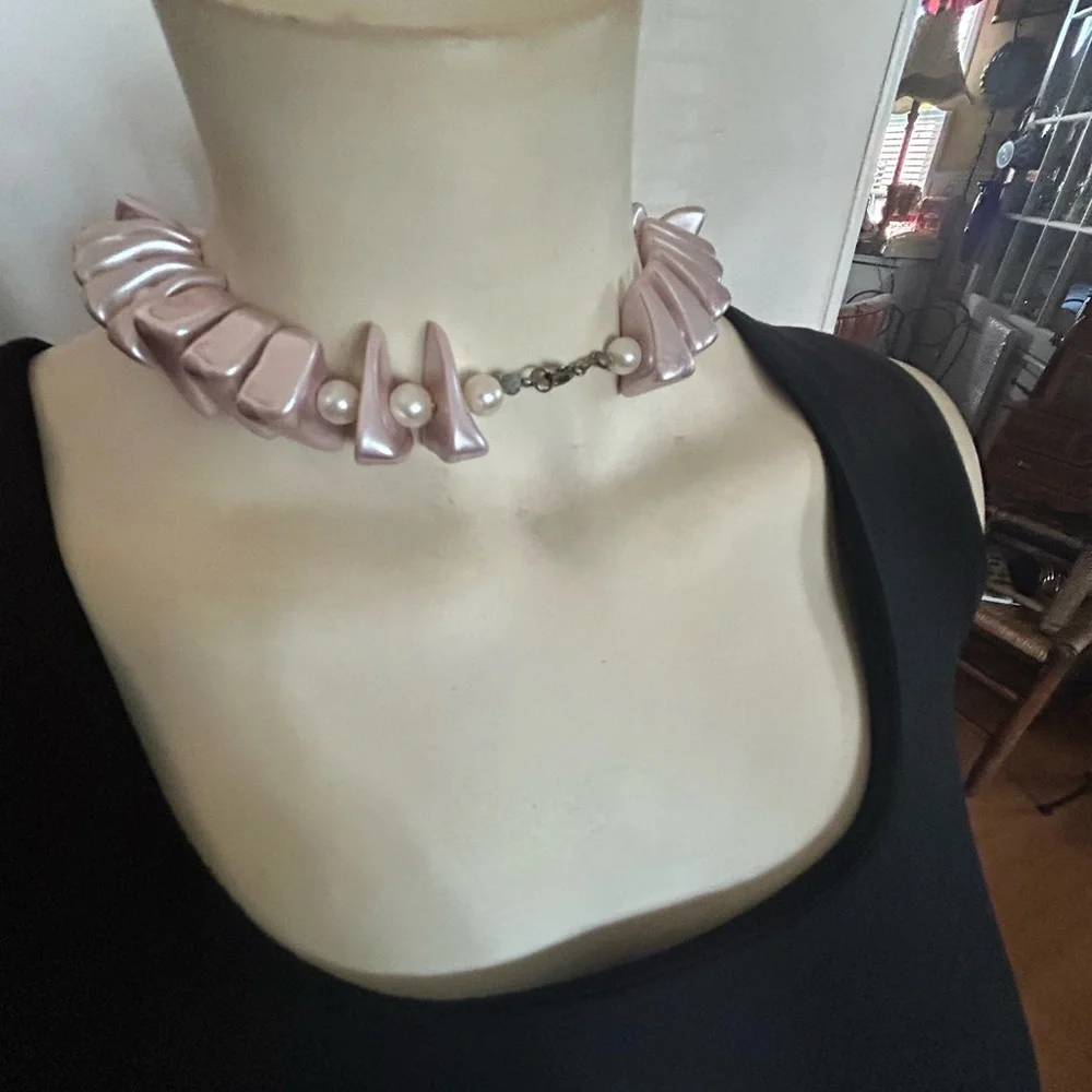 Vintage Chunky Lilac & Pearl Bead Choker Necklace